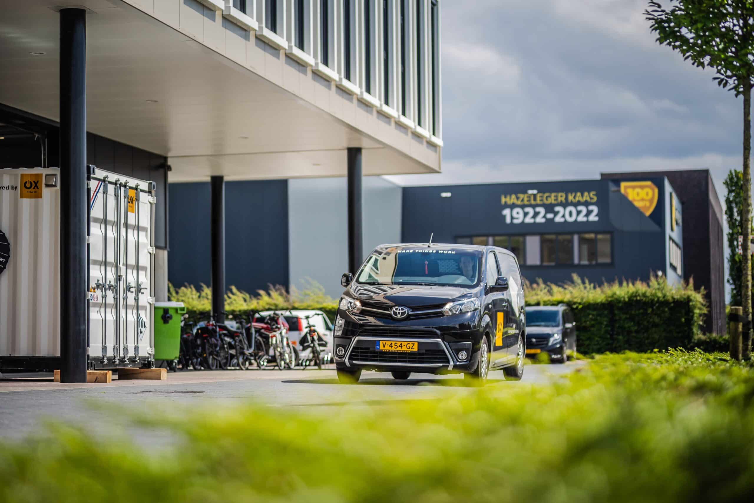 Foto van OX Power bedrijfsbus